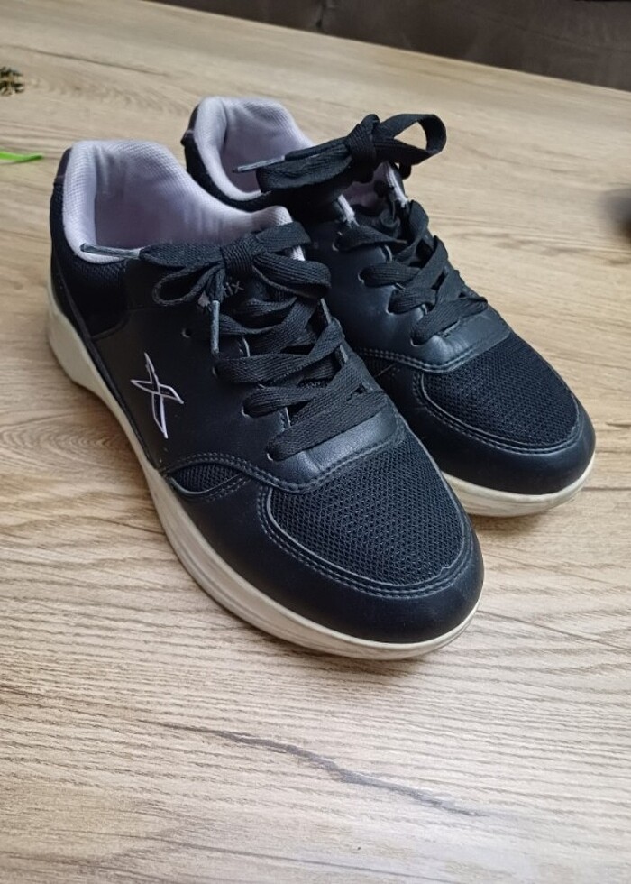 Spor ayakkabı - Görsel 3