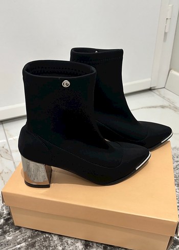 Gümüş topuklu streç bot - Görsel 3