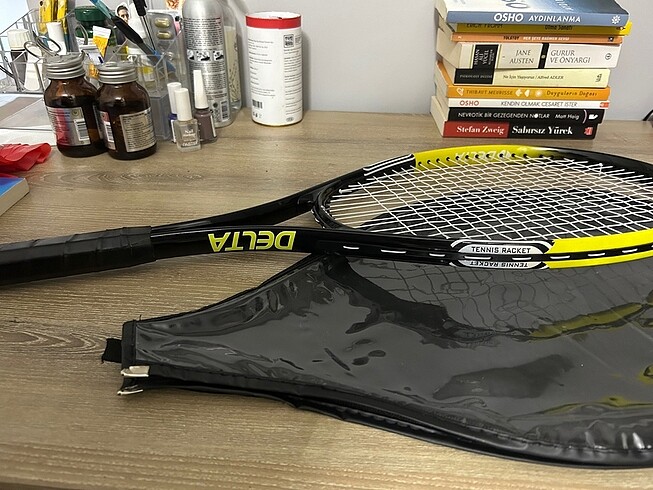 Tenis raketi