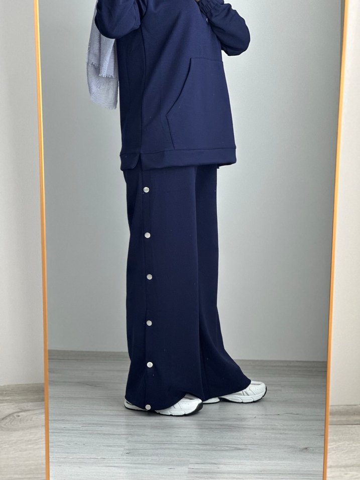 Oysho çıtçıtlı laci takım - Görsel 3