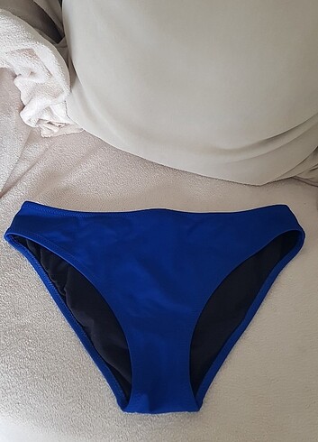 Zeki Bikini tek alt.