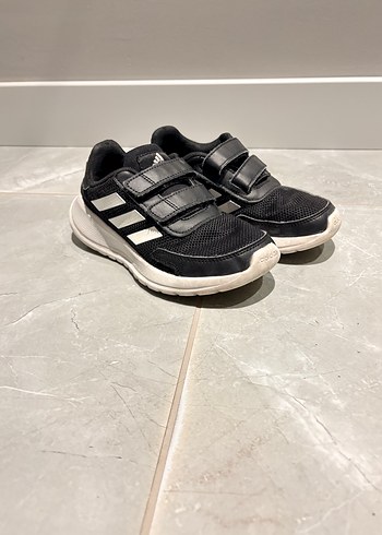 Adidas 32