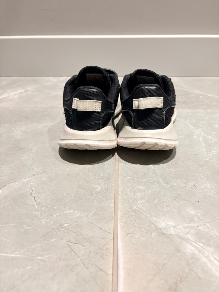 Unisex adidas Çocuk Siyah Cırt Cırtlı Spor Ayakkabı - Görsel 2