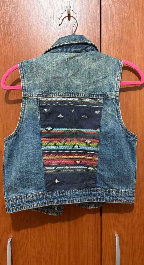 Düğmeli Kolsuz Mavi Denim Yelek - Görsel 2