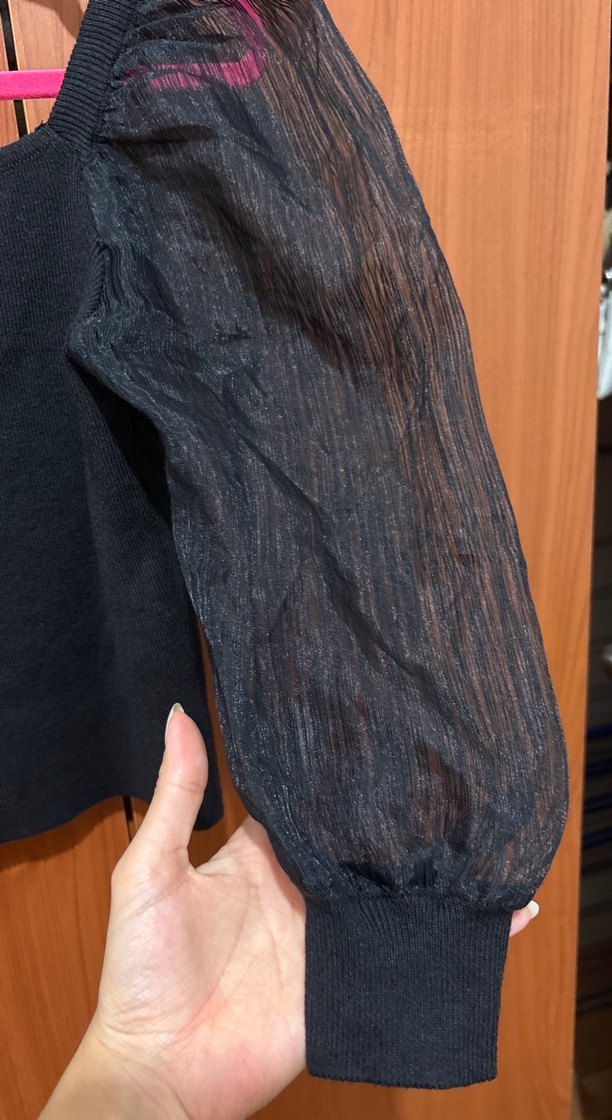 Kare Yaka Siyah Uzun Kollu Triko Bluz - Görsel 3