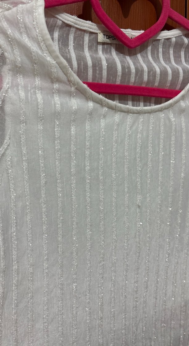 Beyaz Kısa Kollu Pliseli Kadın Bluz - Görsel 3