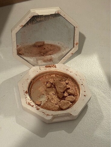 Beden FENTY BEAUTY HIGHLIGHTER AYDINLATICI