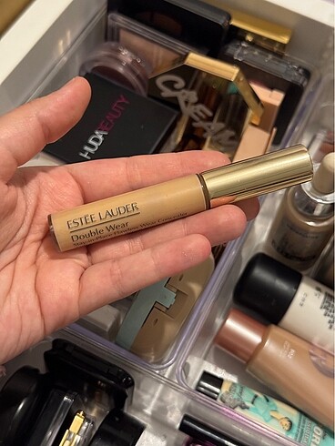 ESTEE LAUDER KAPATICI