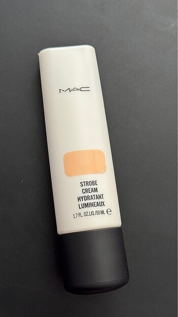 MAC STROBE CREAM