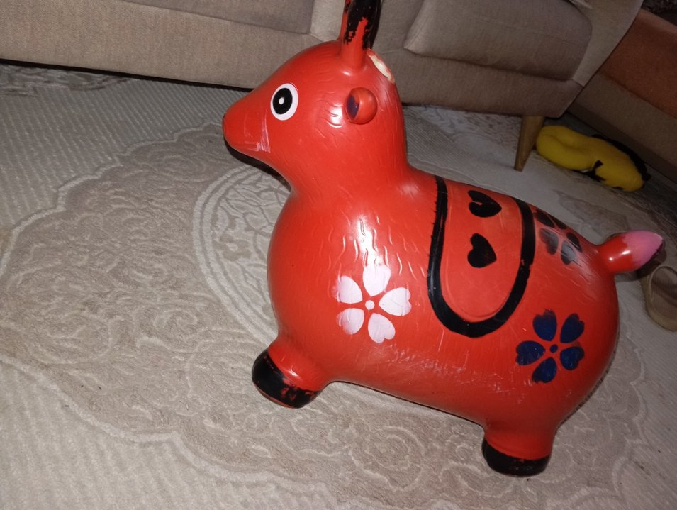 Kırmızı Boynuzlu Renkli Oyuncak Geyik - Görsel 3