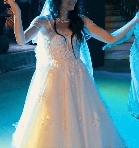 Özel Tasarım Fransız Güpürlü Helen Gelinlik - Görsel 7