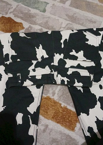 s Beden beyaz Renk Drapeli Siyah Beyaz Bağlama Desenli Kot