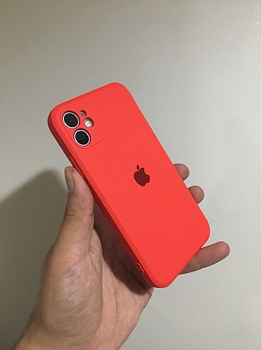 iPhone 11 köşeli kılıf