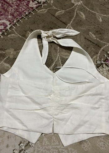 Stradivarius Düğmeli Beyaz Keten Mini Yelek