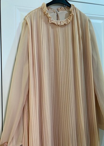 Bej Piliseli Uzun Kadın Elbise - Görsel 2