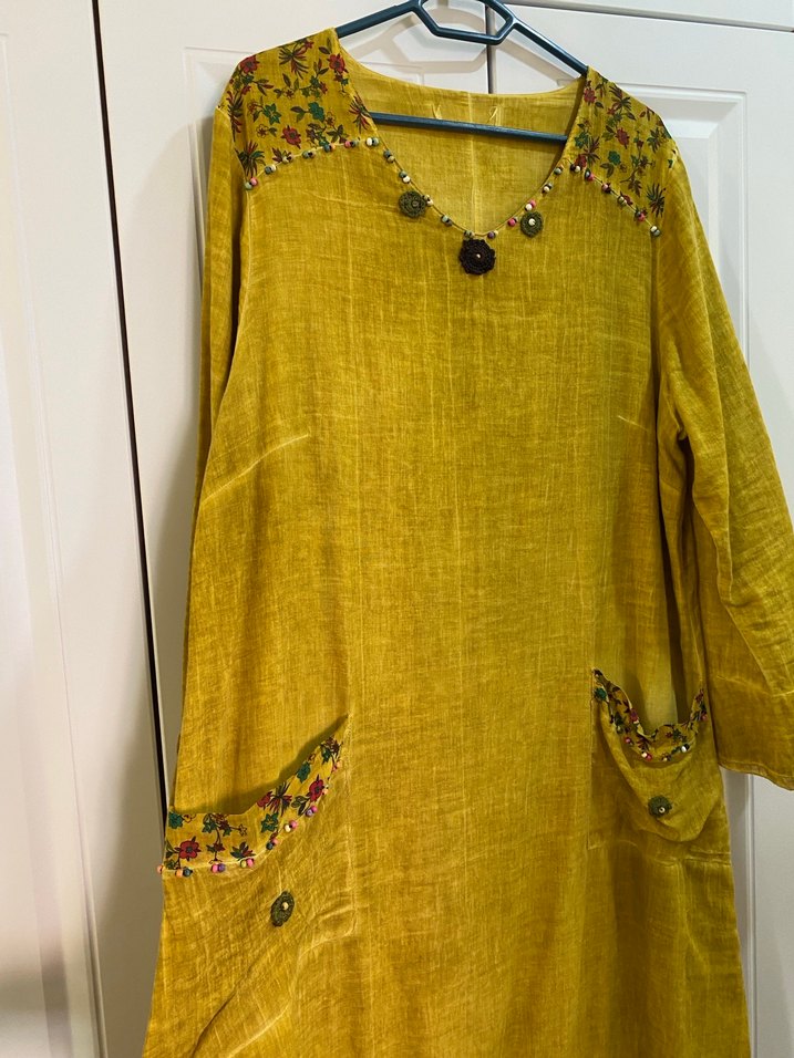 Sarı Nakışlı Uzun Keten Kadın Elbise - Görsel 2