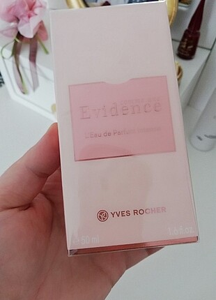 Yves rocher Evidence kadın parfümü 