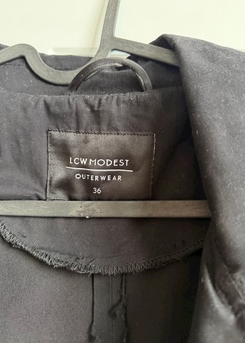 Kadın Siyah Kemerli Uzun Trençkot - Görsel 3