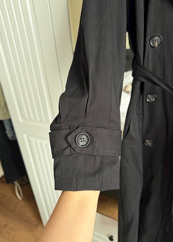 Kadın Siyah Kemerli Uzun Trençkot - Görsel 2