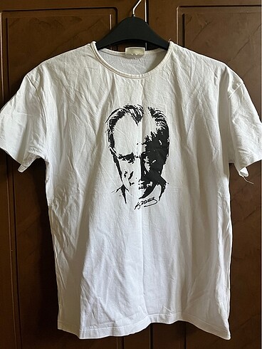 lcw Atatürk tshirt