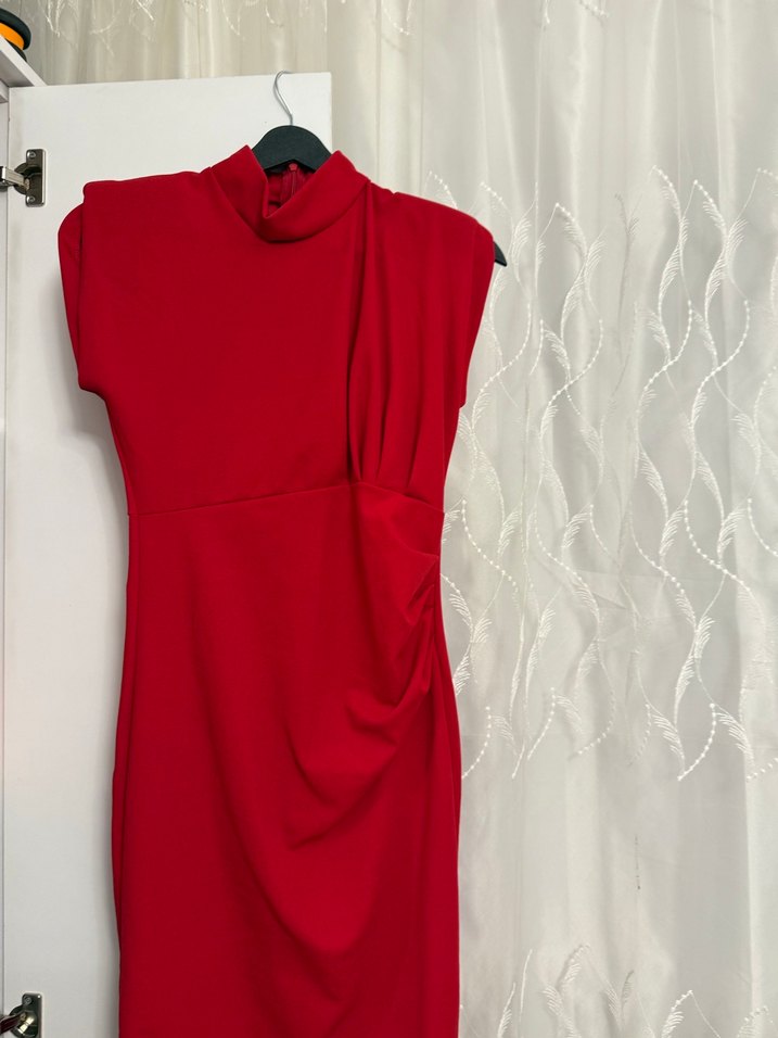 Kırmızı Drapeli Uzun Abiye Elbise - Görsel 2