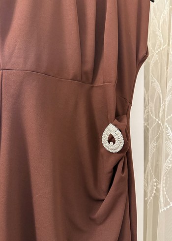 Kahverengi Drapeli Uzun Elbise - Görsel 3