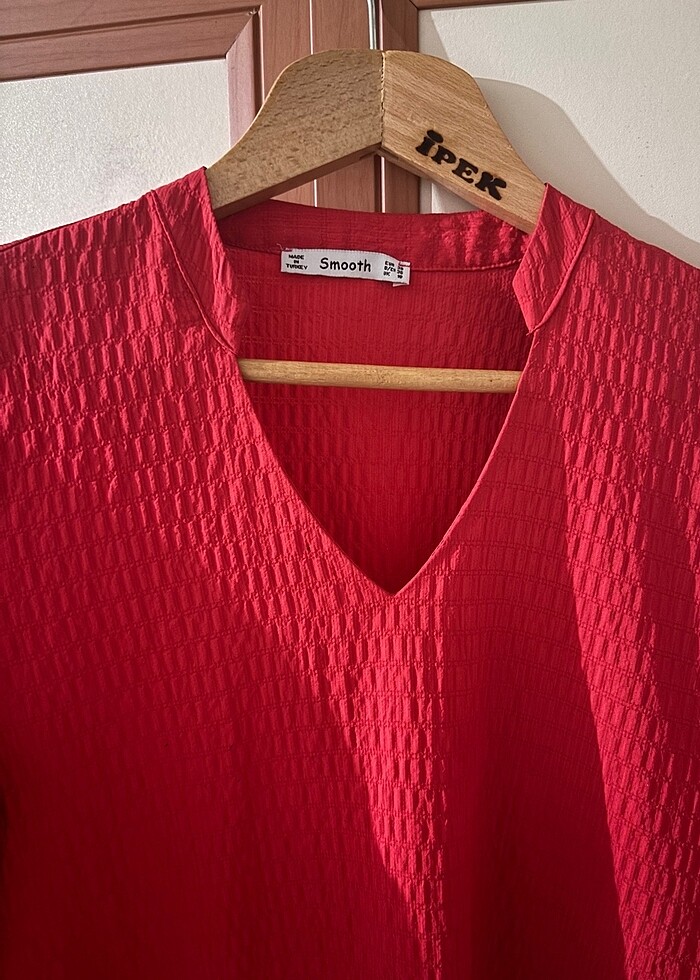 Kırmızı elbise - Görsel 3