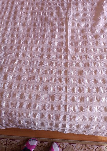 İki tarafı dantelli eskilerden kalma yatak örtüsü/ çarşaf. - Görsel 7