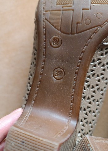 Kadın Bej Dolgu Topuklu Klasik Ayakkabı - Görsel 5