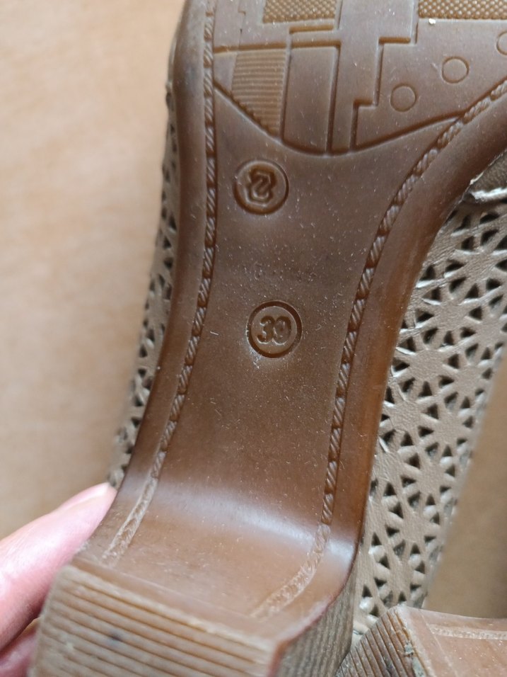 Kadın Bej Dolgu Topuklu Klasik Ayakkabı - Görsel 5