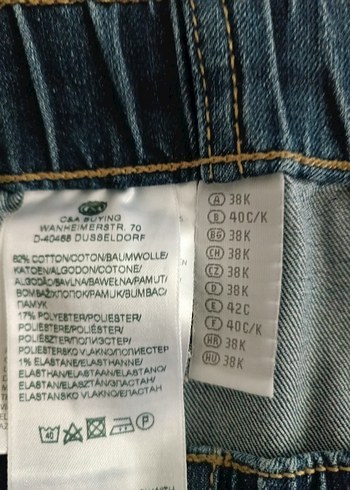 38 Beden C&A marka Kadın yırtık kot Şort