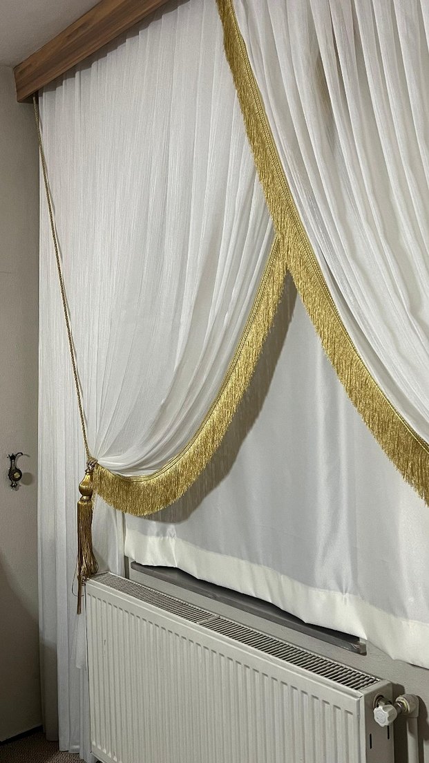 Altın İşlemeli Modern Perde - Görsel 3