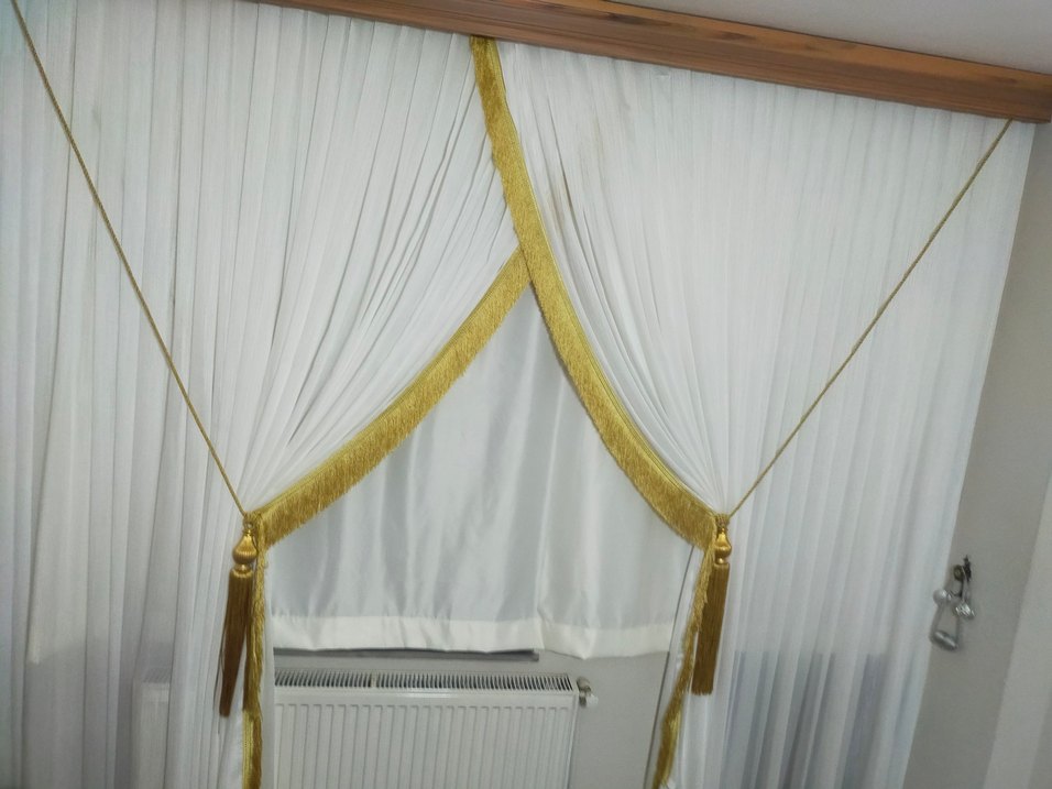 Altın İşlemeli Modern Perde - Görsel 2