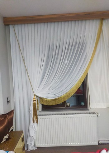 Püsküllü Altın Renk Kadın Vücut Zinciri - Görsel 3