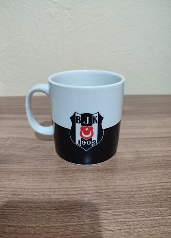 Beşiktaş lisanlı kupa bardak + bjk ayraç 