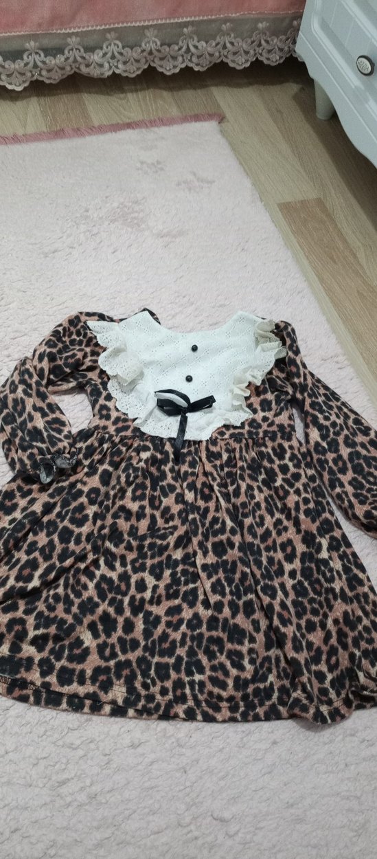 Kız Çocuk Desenli Elbise - Görsel 3