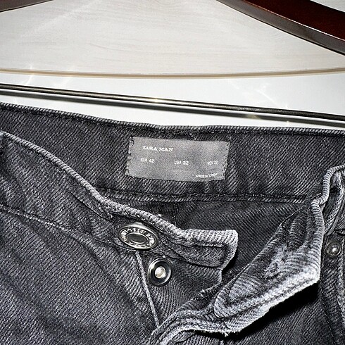 42 Beden gri Renk ZARA YIRTIK JEANS