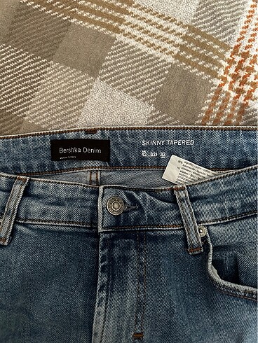 42 Beden BERSHKA ERKEK JEANS