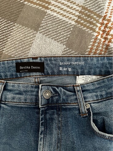 42 Beden mavi Renk BERSHKA ERKEK JEANS