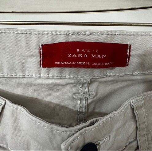 42 Beden gri Renk ZARA 42