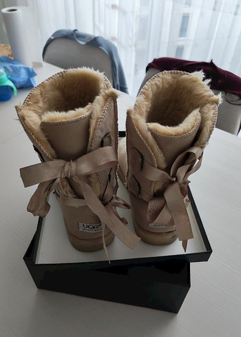 UGG Vizon Süet Kadın Dolgu Topuklu Bot 37 numara - Görsel 4