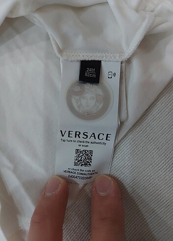 Versace baby t shirt 24 M - Görsel 2