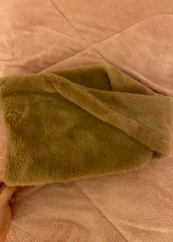 Kahverengi Yumuşak Peluş boyunluk - Görsel 3