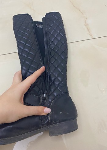 Kadın Siyah Tokalı Deri Dizüstü Bot - Görsel 8