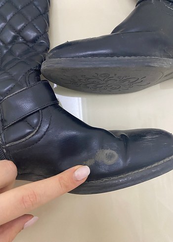 Kadın Siyah Tokalı Deri Dizüstü Bot - Görsel 2