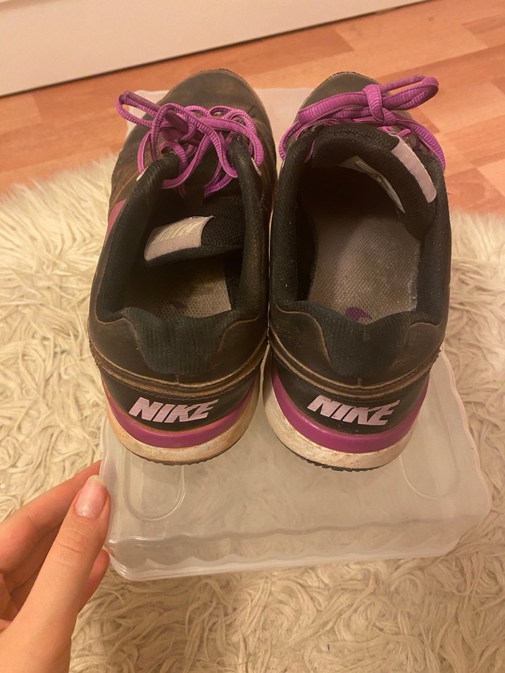 Nike Mor Bağcıklı Kadın Spor Ayakkabı - Görsel 2