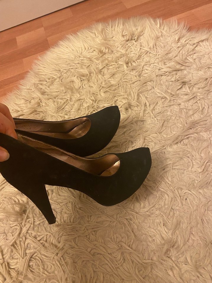 Siyah Süet Topuklu Kadın Ayakkabı - Görsel 4