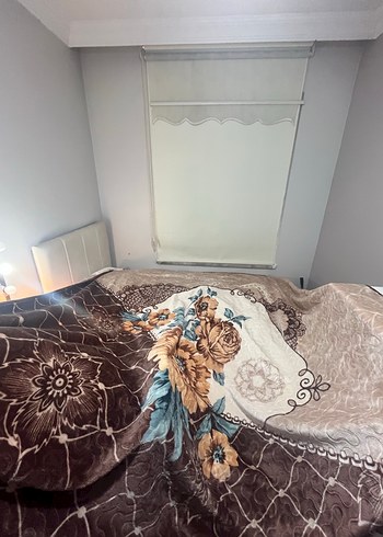 Bej Çiçek Desenli Baskılı çift kişilik battaniye - Görsel 7