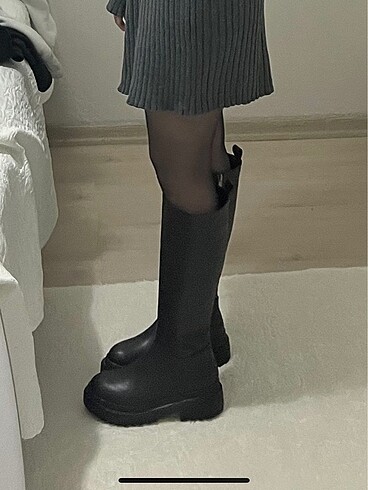 Siyah Çizme