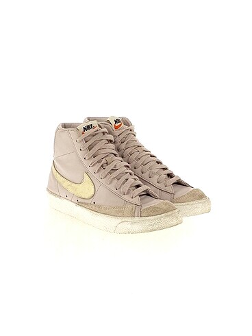 Nike Nike Spor Ayakkabı %70 İndirimli.